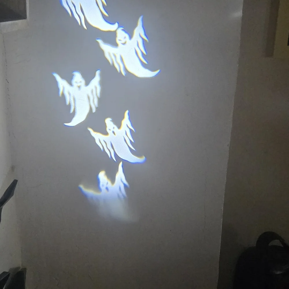 6 Gemmy Whirl-A-Motion-Ghosts Projection Lightshow 6 total with stakes